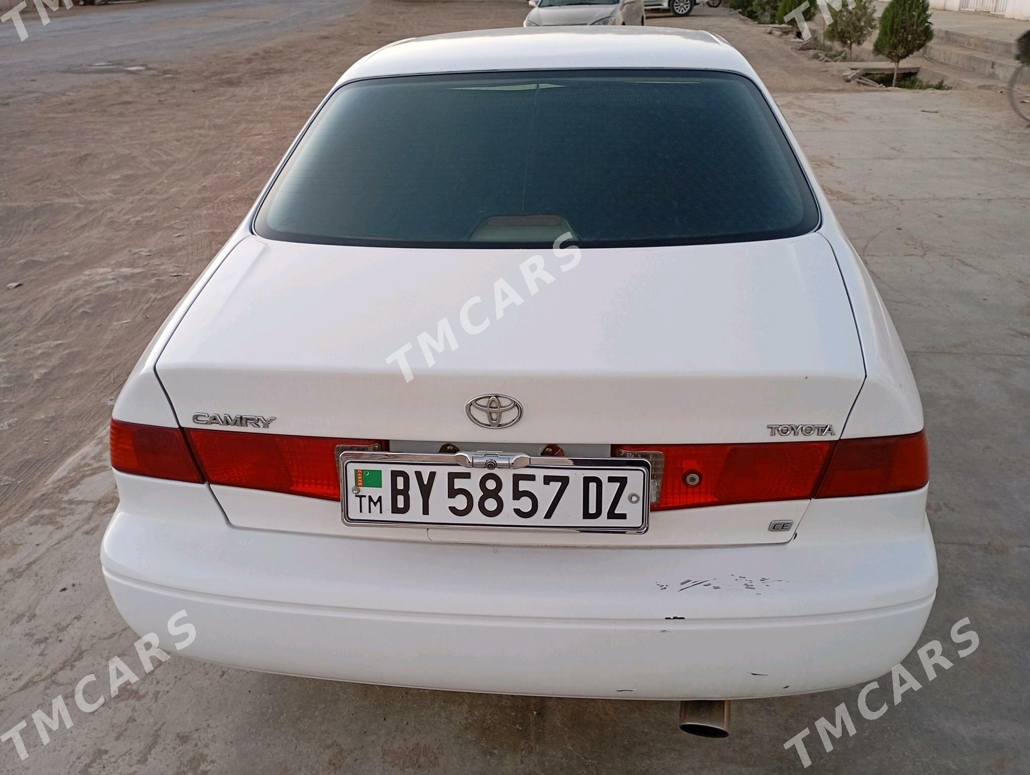 Toyota Camry 2000 - 140 000 TMT - Кёнеургенч - img 3