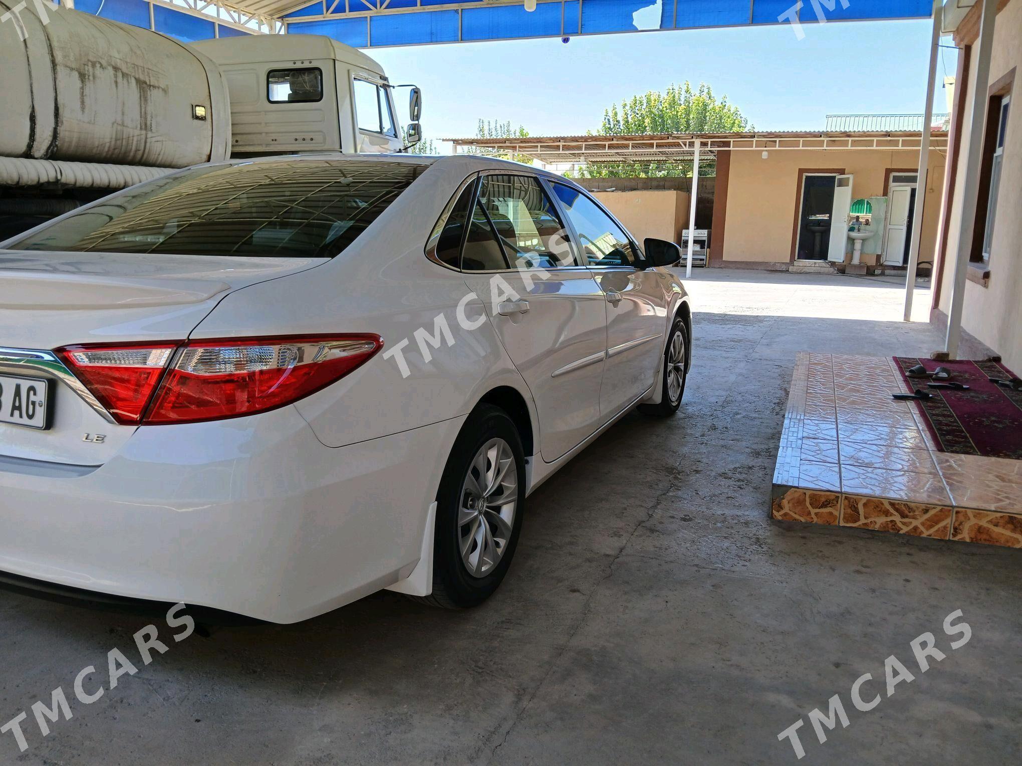 Toyota Camry 2017 - 270 000 TMT - Херрикгала - img 6