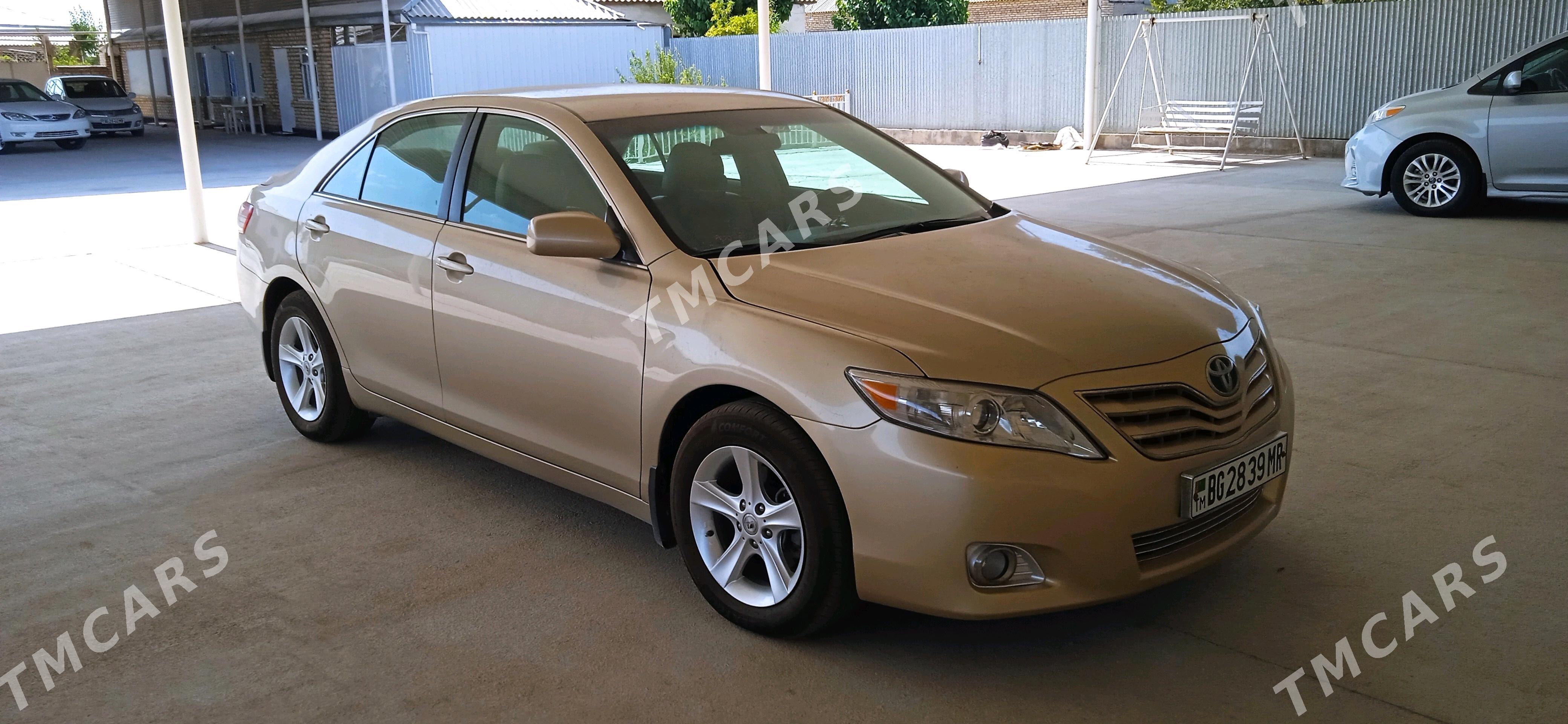 Toyota Camry 2011 - 220 000 TMT - Мары - img 8