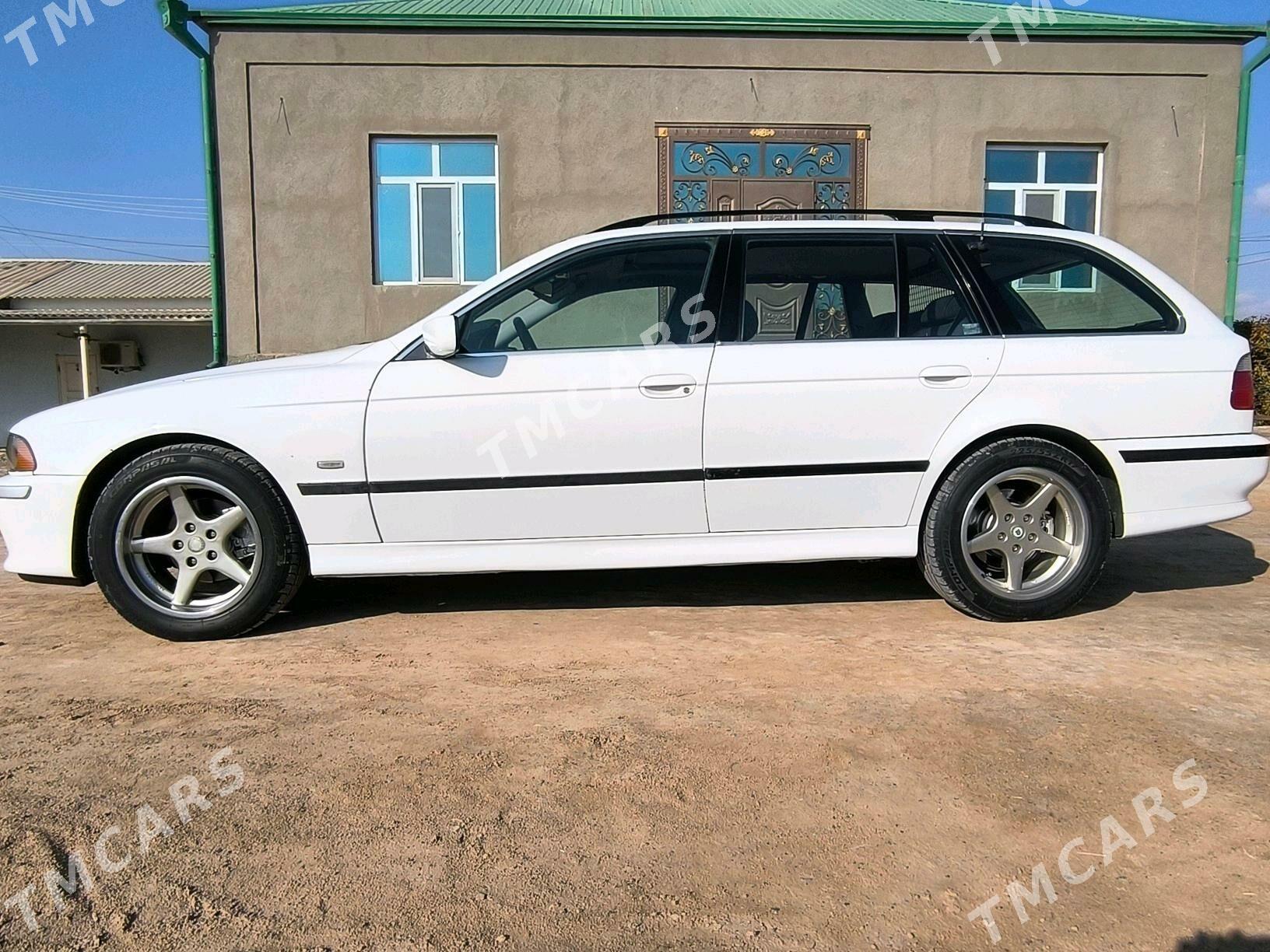 BMW 525 2002 - 90 000 TMT - Теджен - img 5