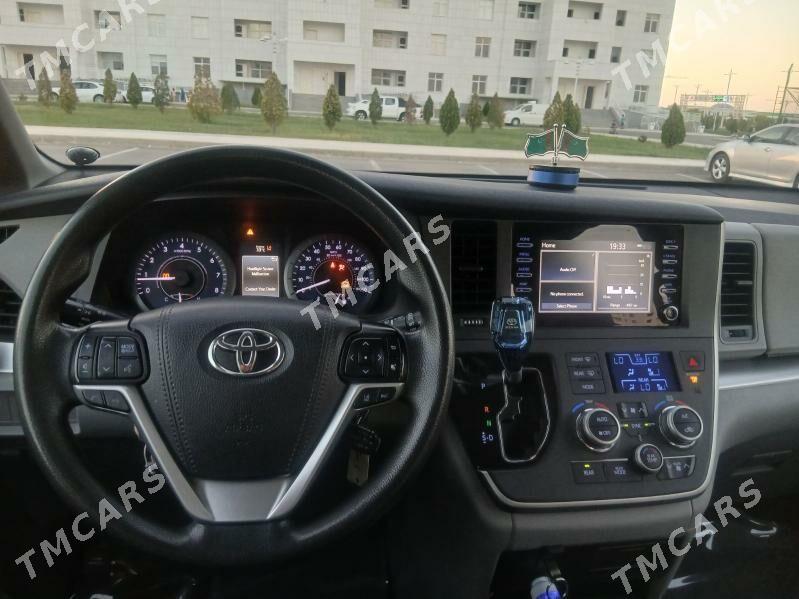 Toyota Sienna 2020 - 430 000 TMT - Мир 2 - img 8
