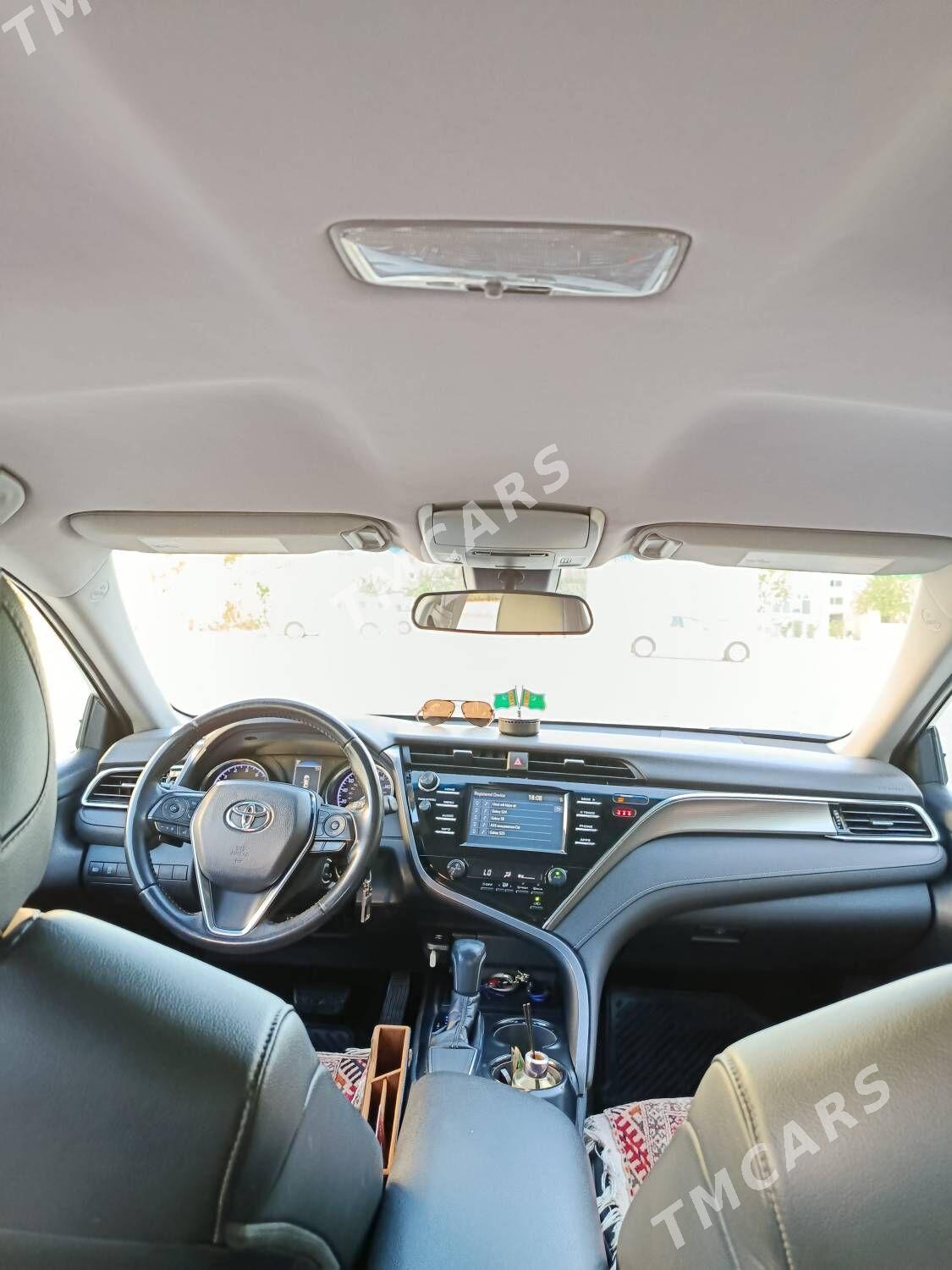 Toyota Camry 2018 - 300 000 TMT - Ашхабад - img 3