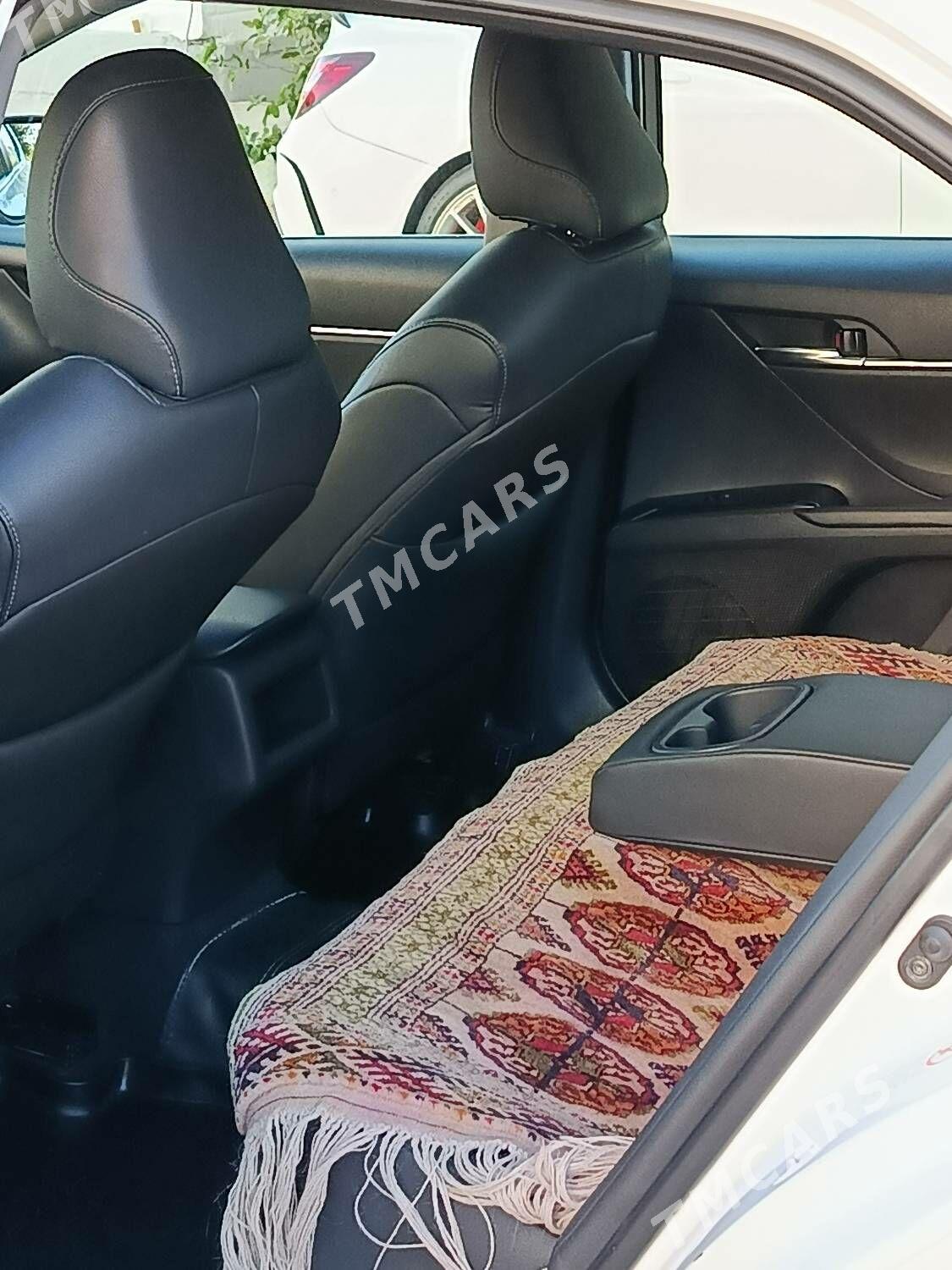 Toyota Camry 2018 - 300 000 TMT - Ашхабад - img 8