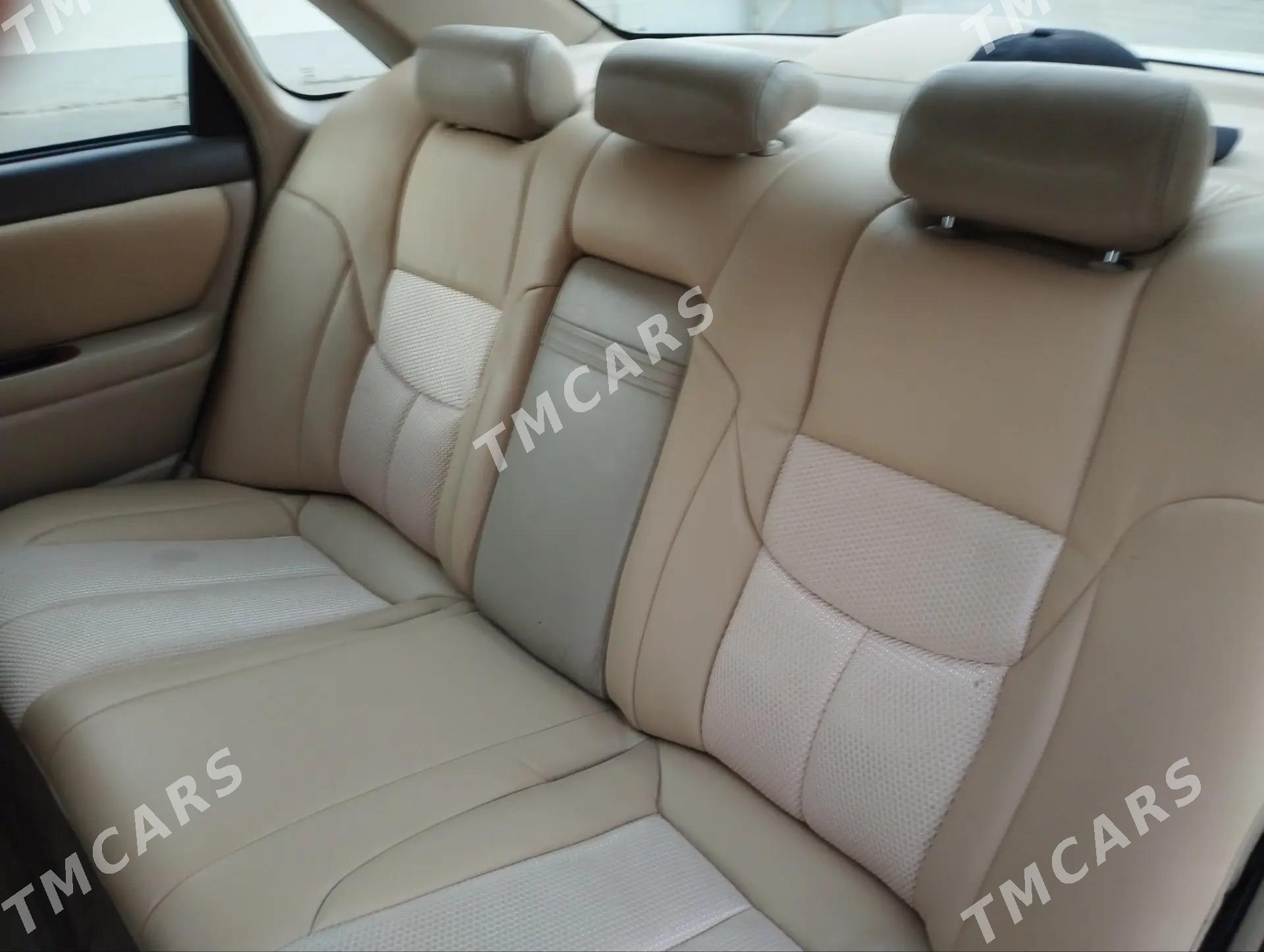 Toyota Avalon 2000 - 180 000 TMT - Mary - img 5