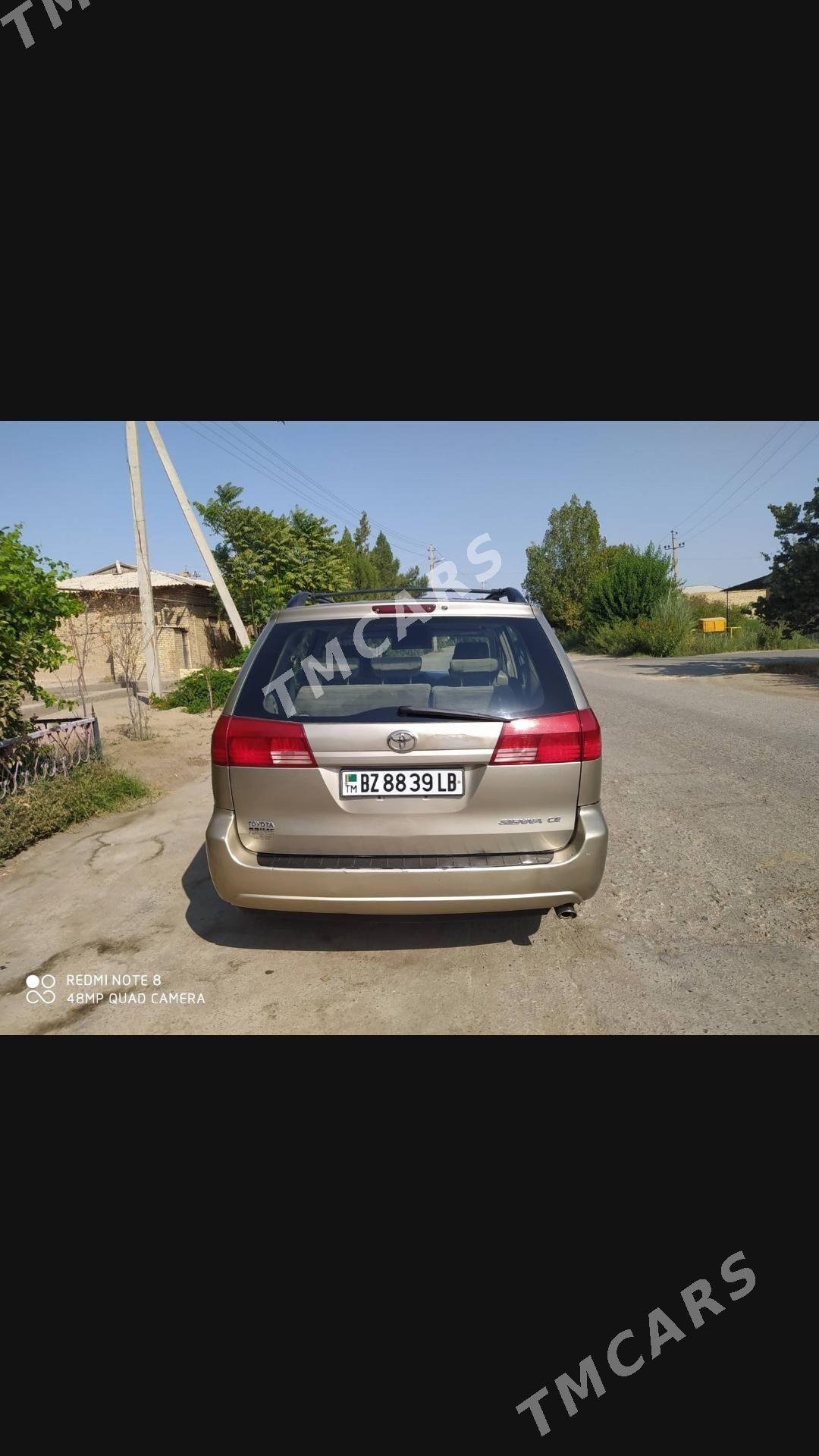 Toyota Sienna 2004 - 210 000 TMT - Дянев - img 7