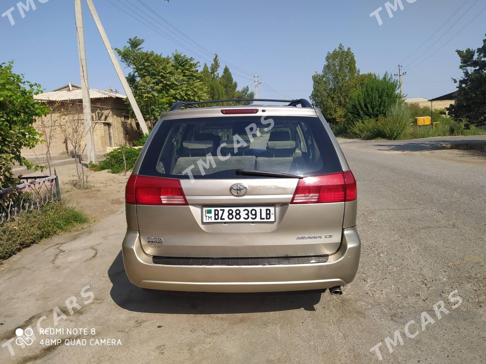 Toyota Sienna 2004 - 210 000 TMT - Дянев - img 3