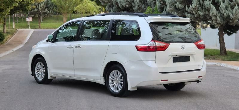 Toyota Sienna 2017 - 365 000 TMT - Ашхабад - img 8