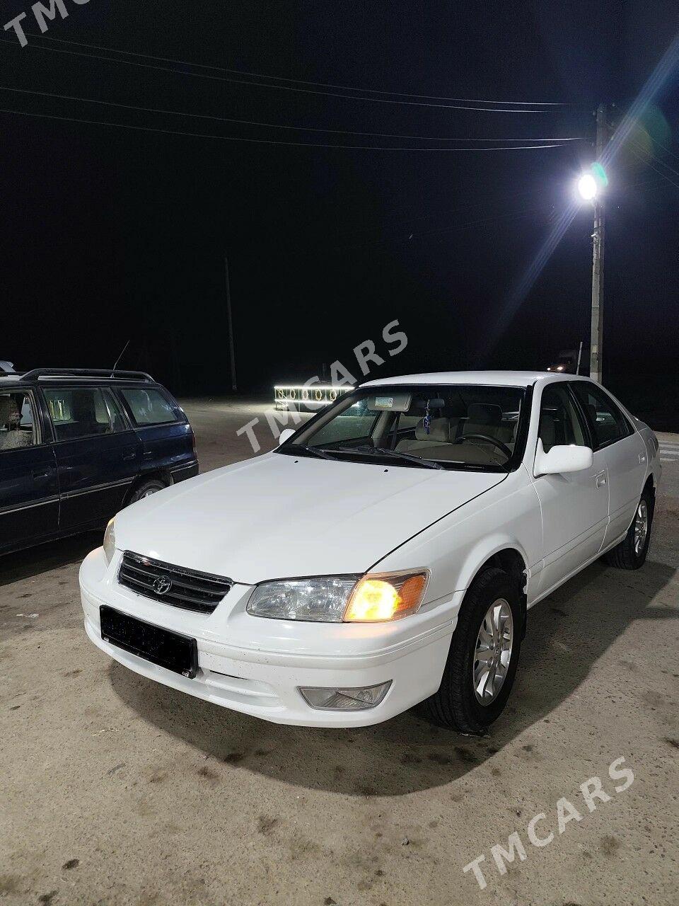 Toyota Camry 2000 - 150 000 TMT - Кёнеургенч - img 2
