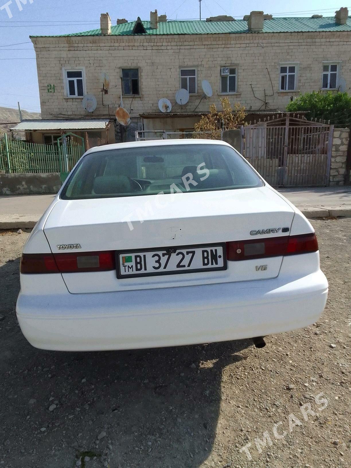 Toyota Camry 1999 - 140 000 TMT - Türkmenbaşy - img 2