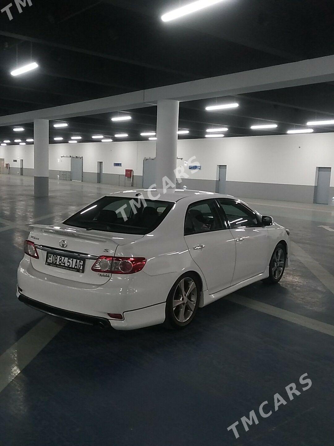 Toyota Corolla 2011 - 180 000 TMT - Aşgabat - img 4