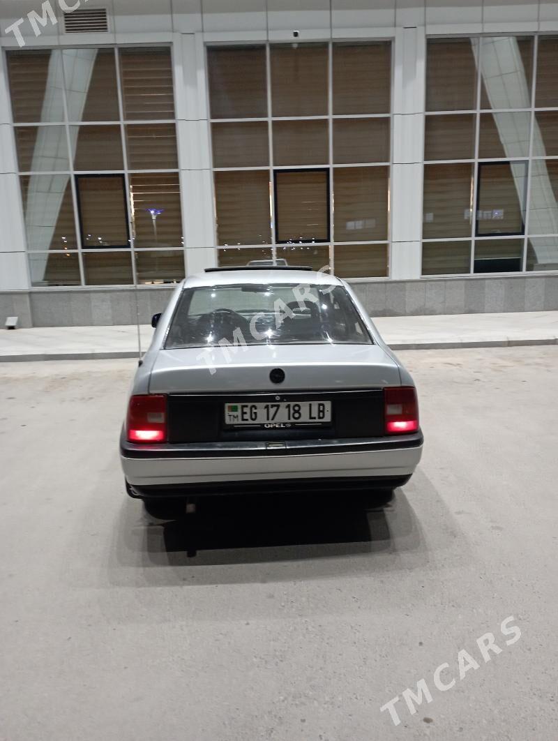 Opel Vectra 1989 - 22 000 TMT - Türkmenabat - img 9