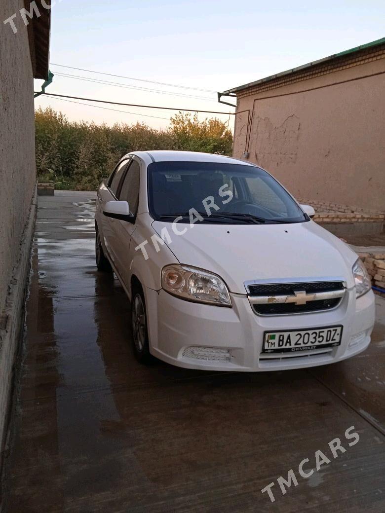 Chevrolet Aveo 2011 - 80 000 TMT - Şabat etr. - img 4