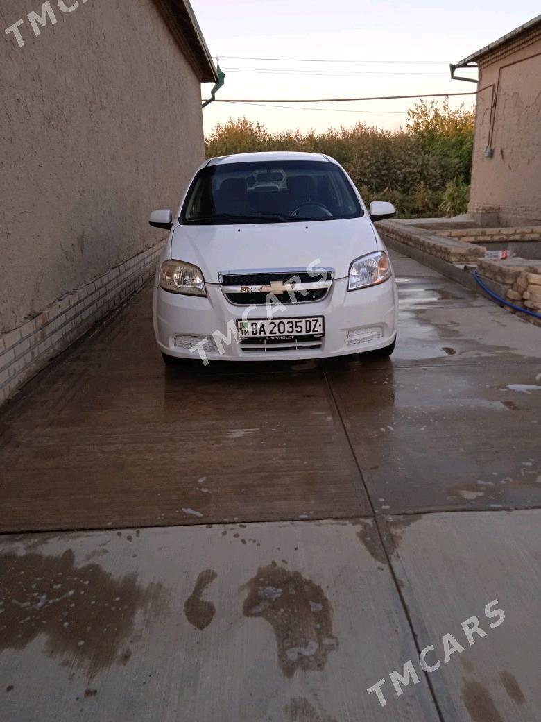 Chevrolet Aveo 2011 - 80 000 TMT - Şabat etr. - img 5