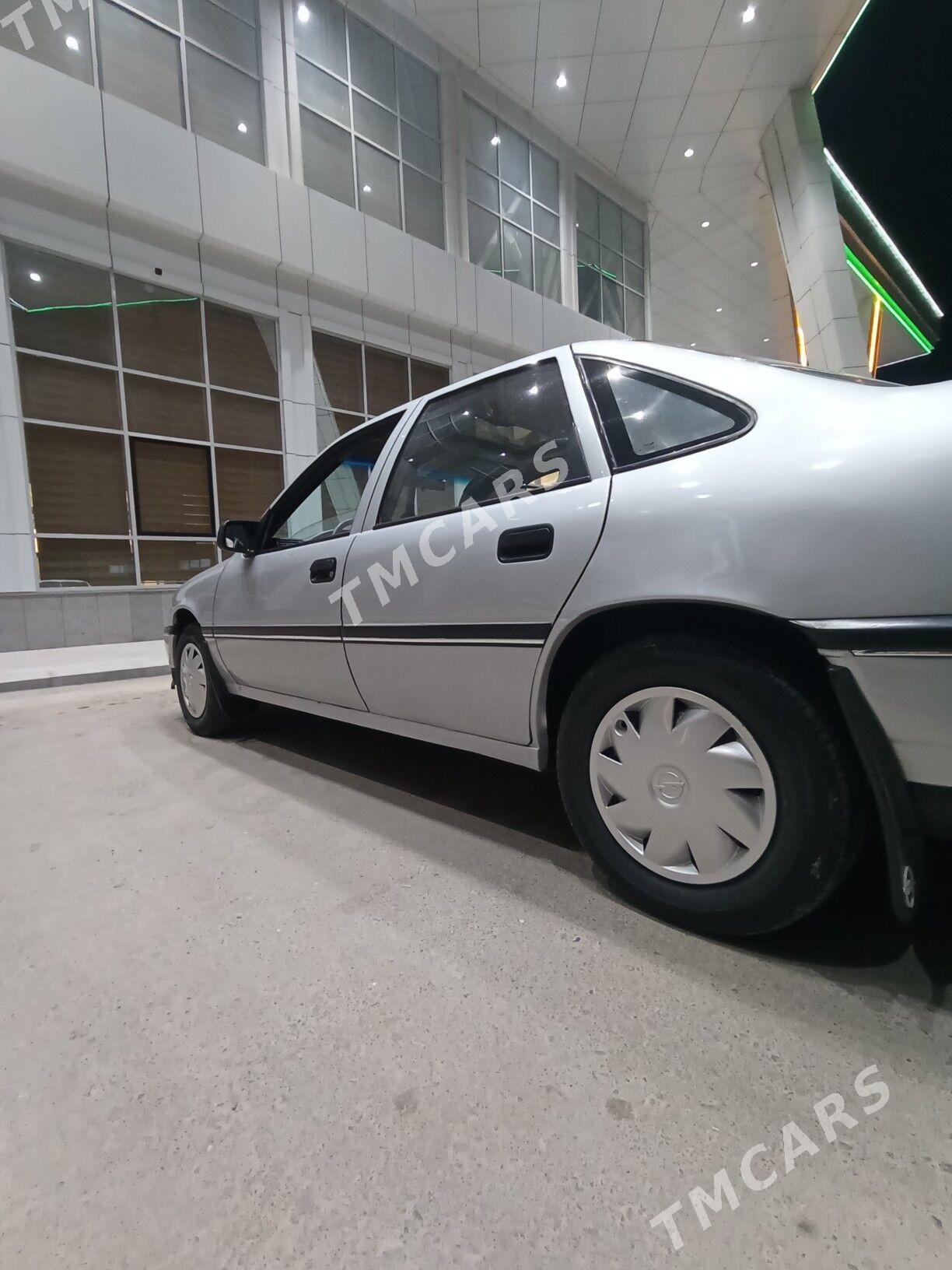 Opel Vectra 1989 - 22 000 TMT - Türkmenabat - img 8