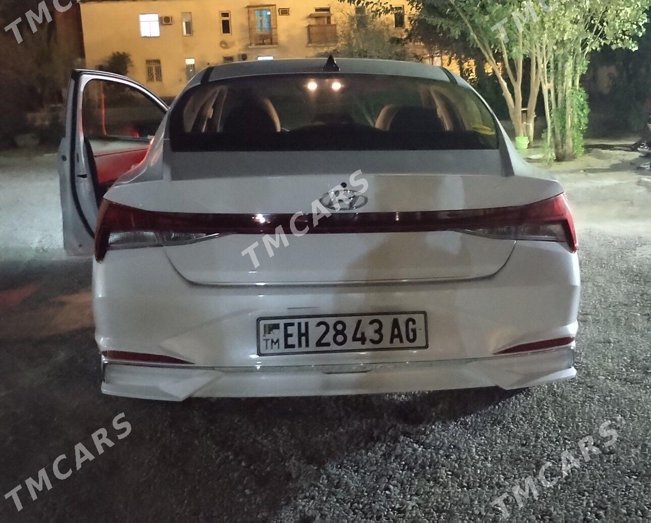 Hyundai Elantra 2021 - 260 000 TMT - Hitrowka - img 2