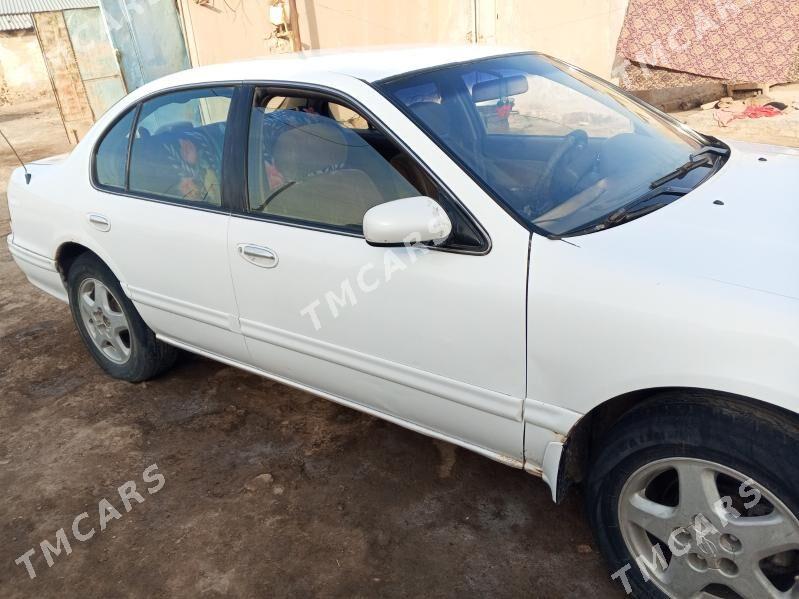 Nissan Maxima 1996 - 25 000 TMT - Болдумсаз - img 4