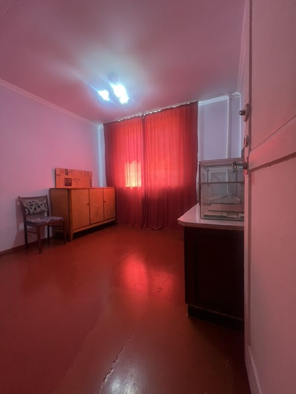4kom 2 etaz 5mkr - 5 мкр - img 2
