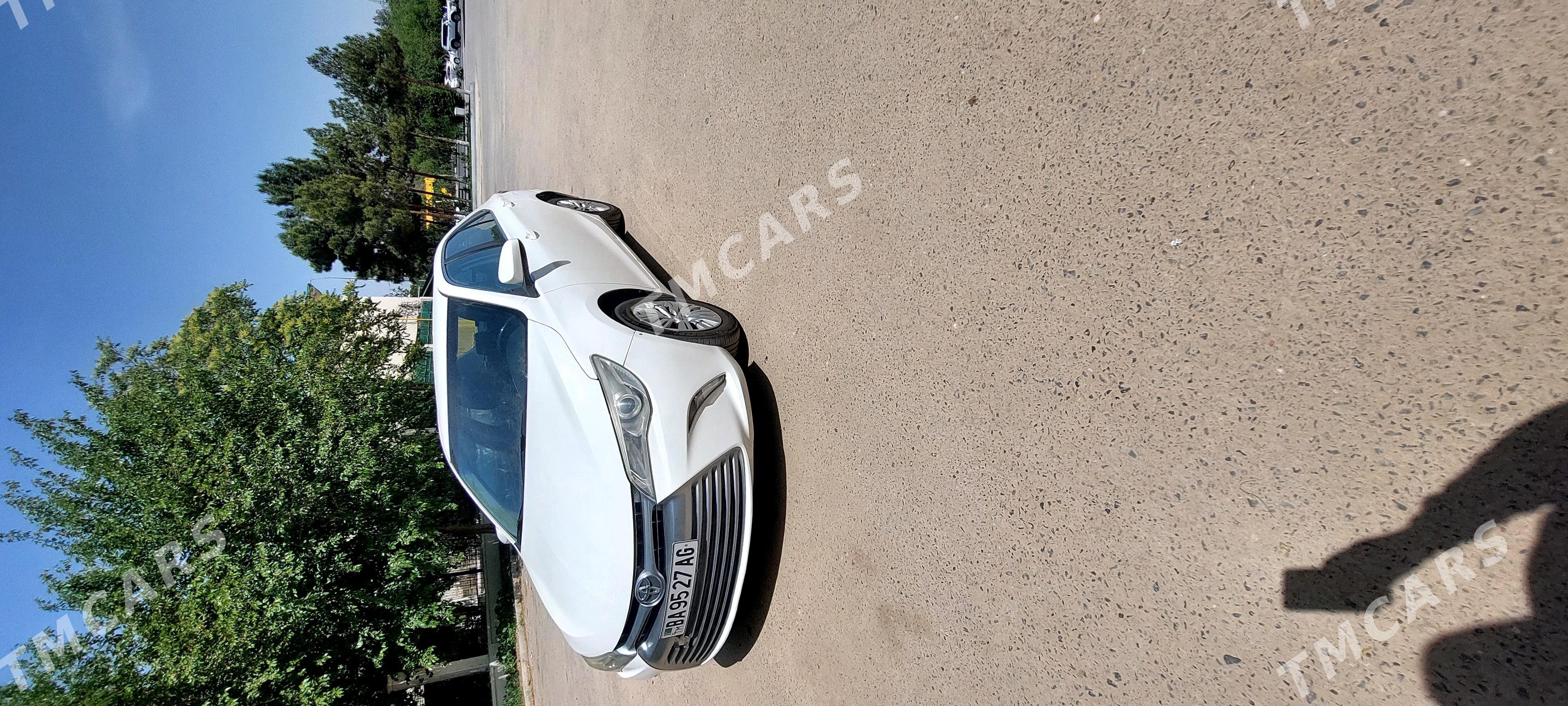 Toyota Camry 2017 - 250 000 TMT - 30 мкр - img 2