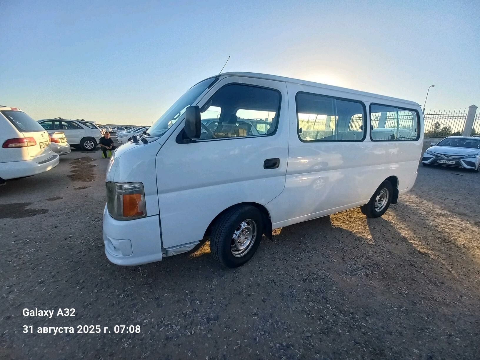 Toyota Hiace 2008 - 105 000 TMT - Мары - img 4