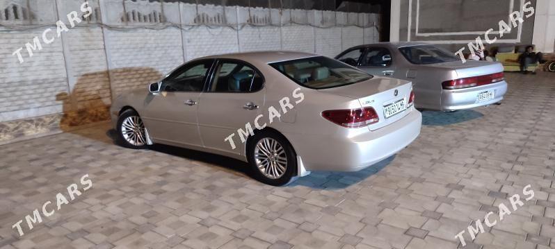 Lexus ES 2004 - 200 000 TMT - Mary - img 5