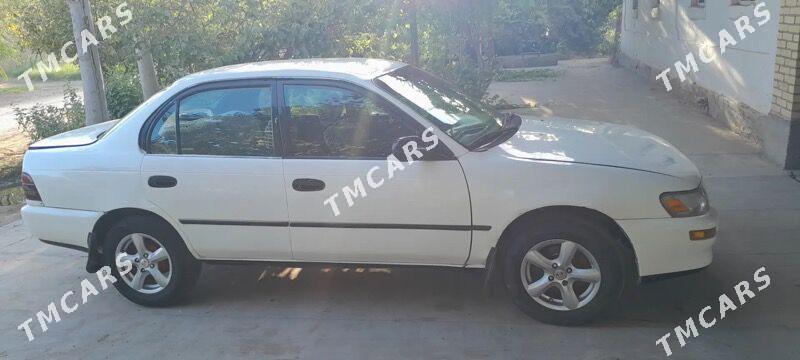 Toyota Corolla 1994 - 60 000 TMT - Туркменабат - img 2