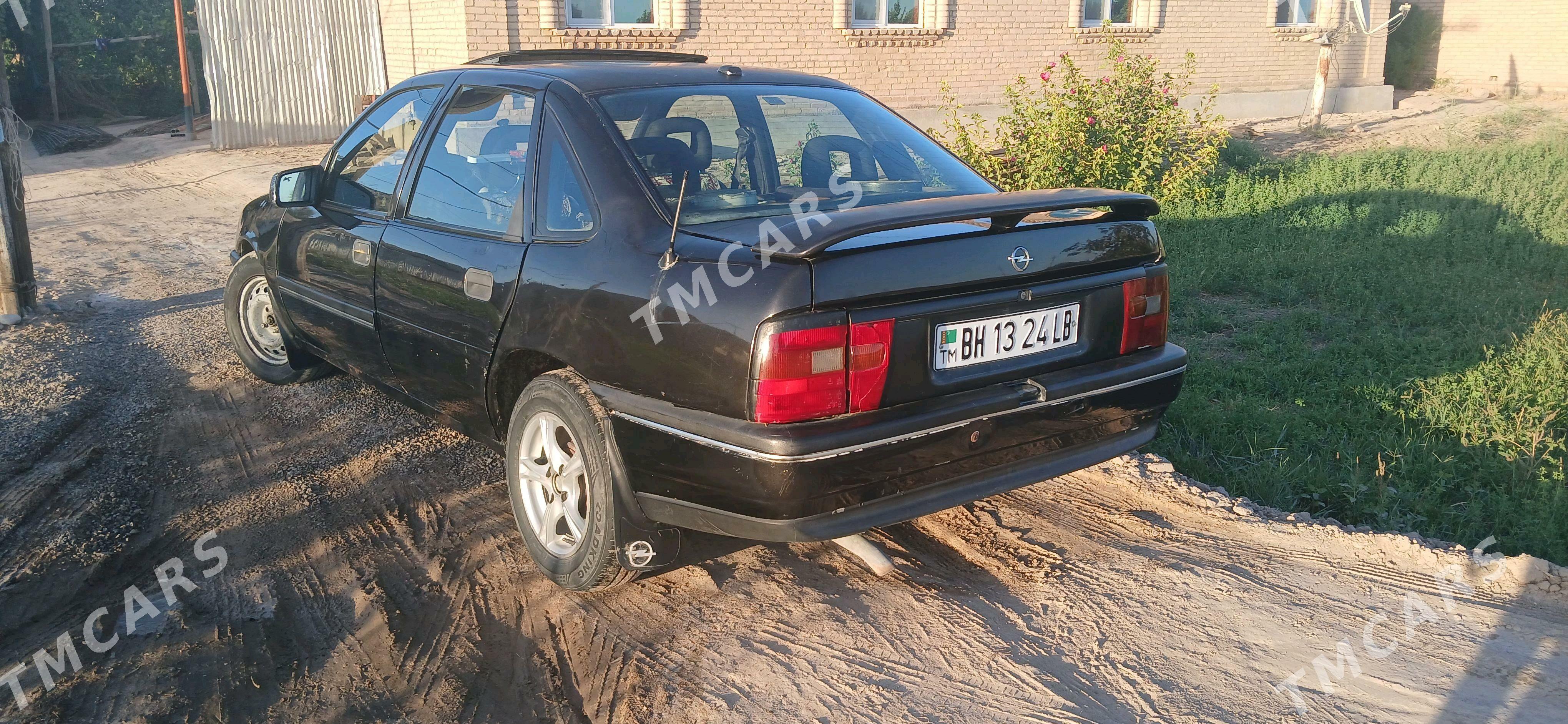 Opel Vectra 1992 - 25 000 TMT - Дянев - img 3