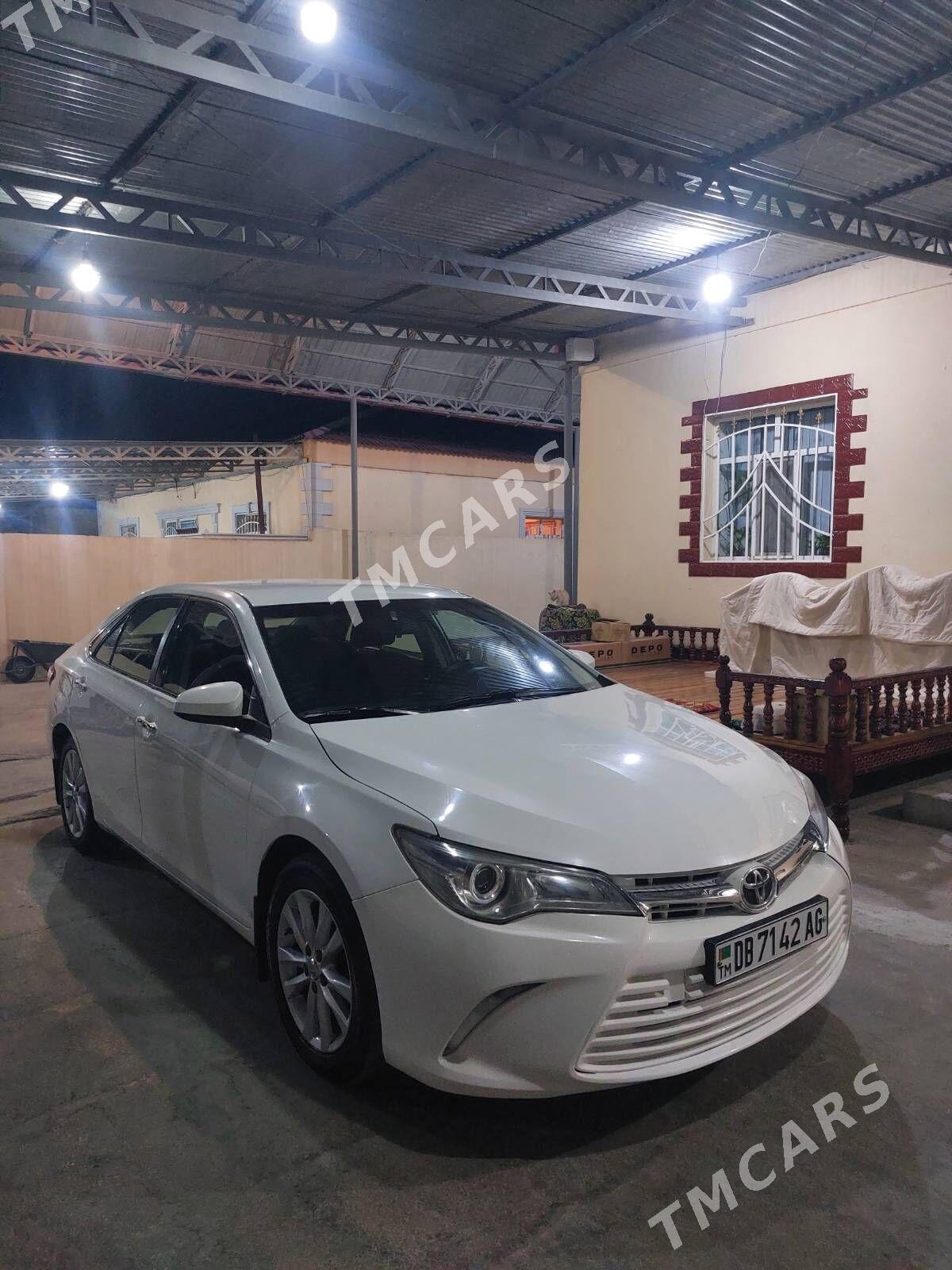 Toyota Camry 2016 - 212 000 TMT - Büzmeýin - img 2