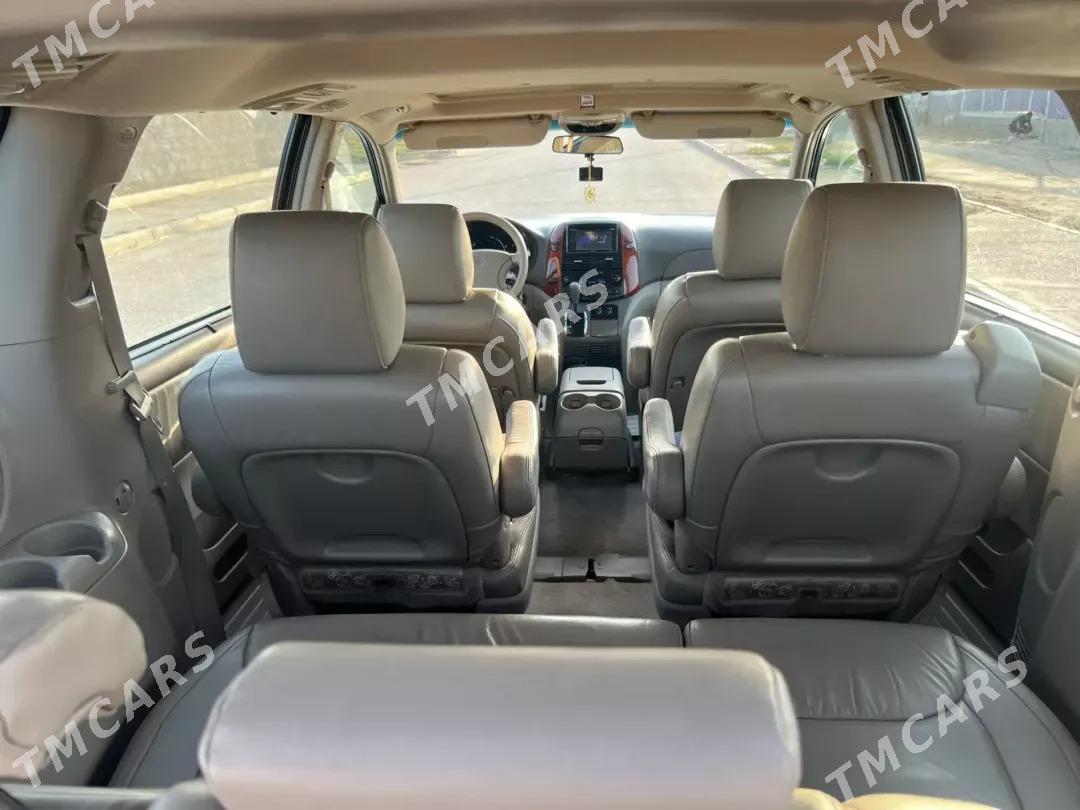 Toyota Sienna 2009 - 305 000 TMT - Туркменбаши - img 2