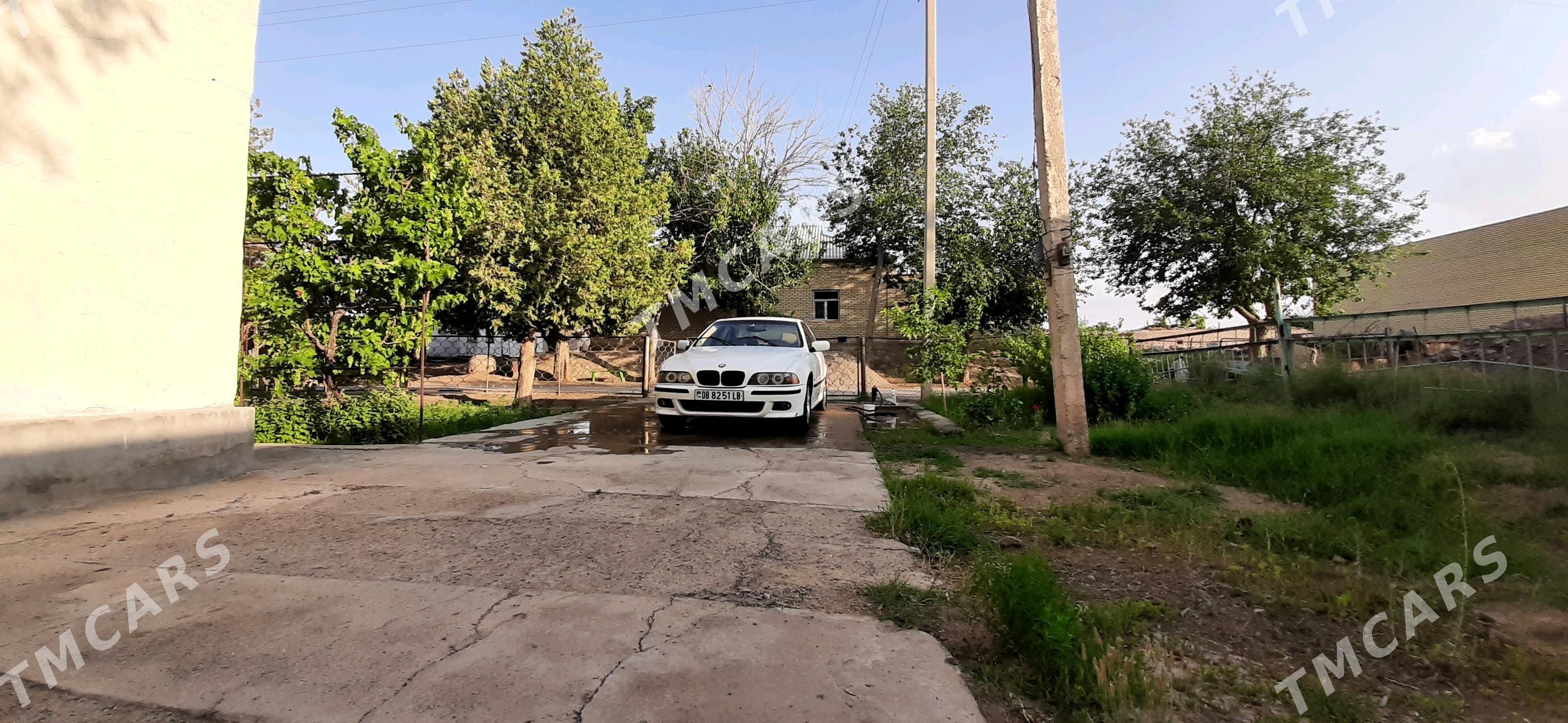 BMW 528 2002 - 125 000 TMT - Gazojak - img 4