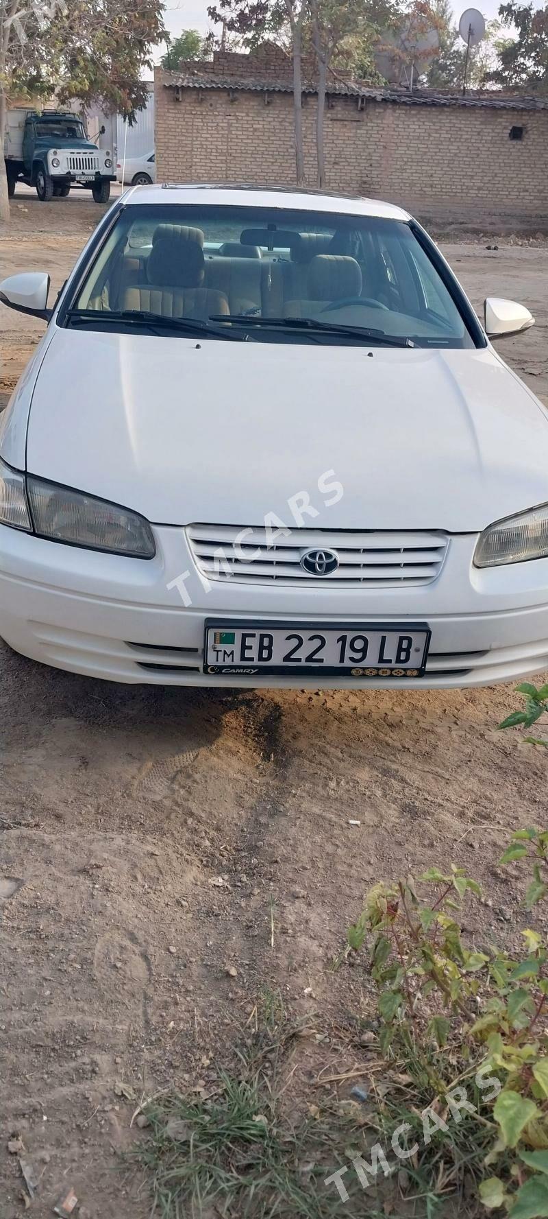 Toyota Camry 1999 - 125 000 TMT - Саят - img 4