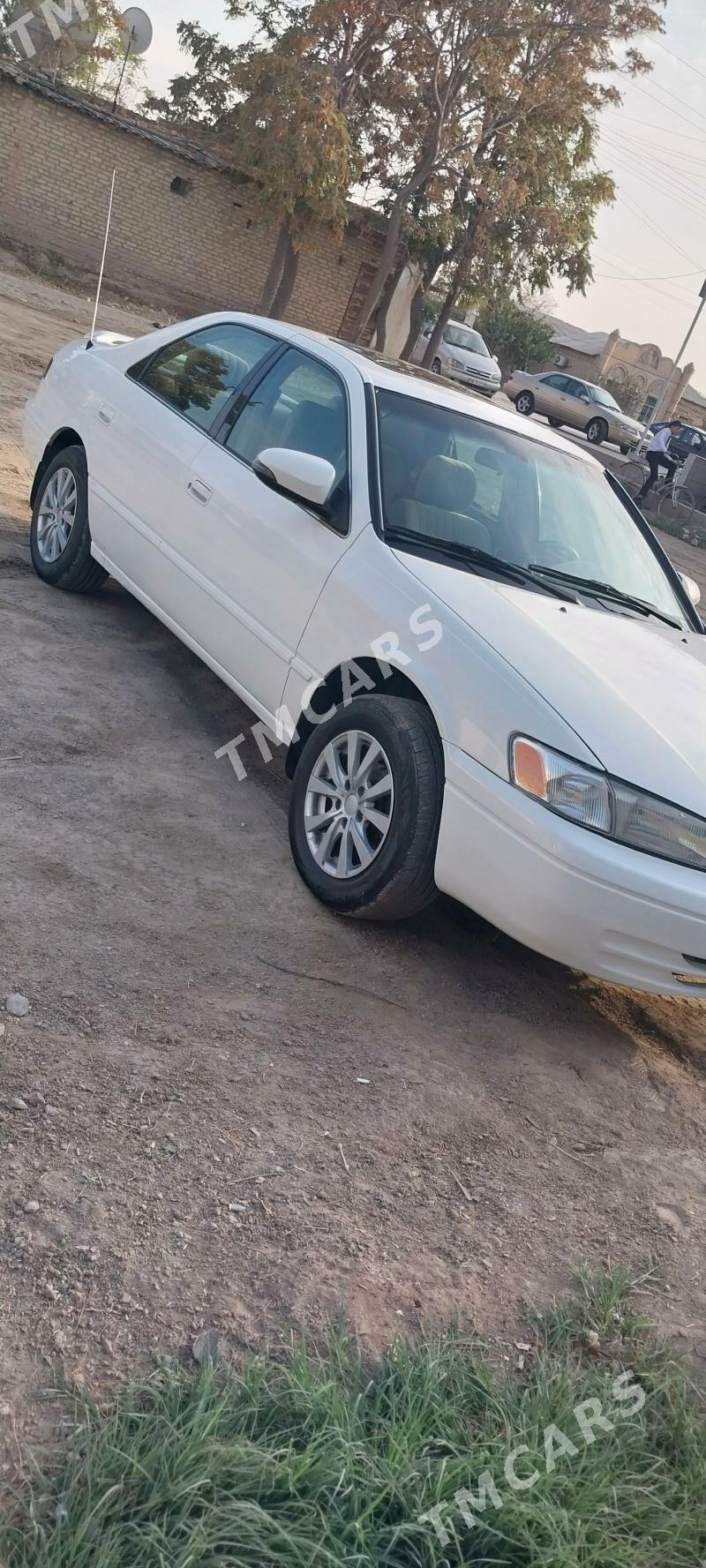Toyota Camry 1999 - 125 000 TMT - Саят - img 5