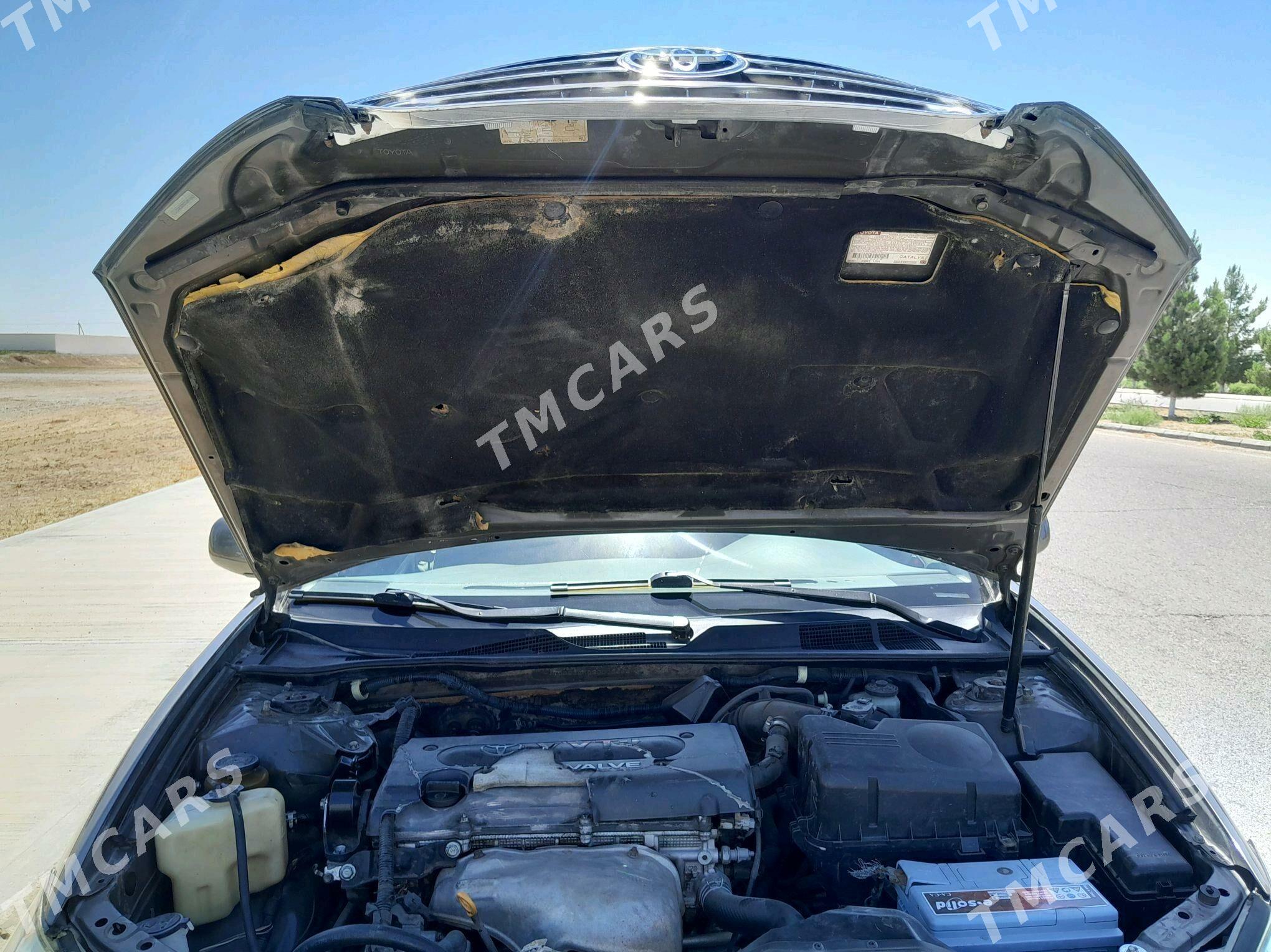 Toyota Camry 2002 - 128 000 TMT - Мары - img 4