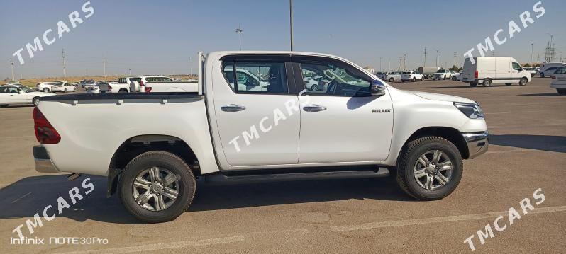 Toyota Hilux 2025 - 686 000 TMT - Ашхабад - img 6