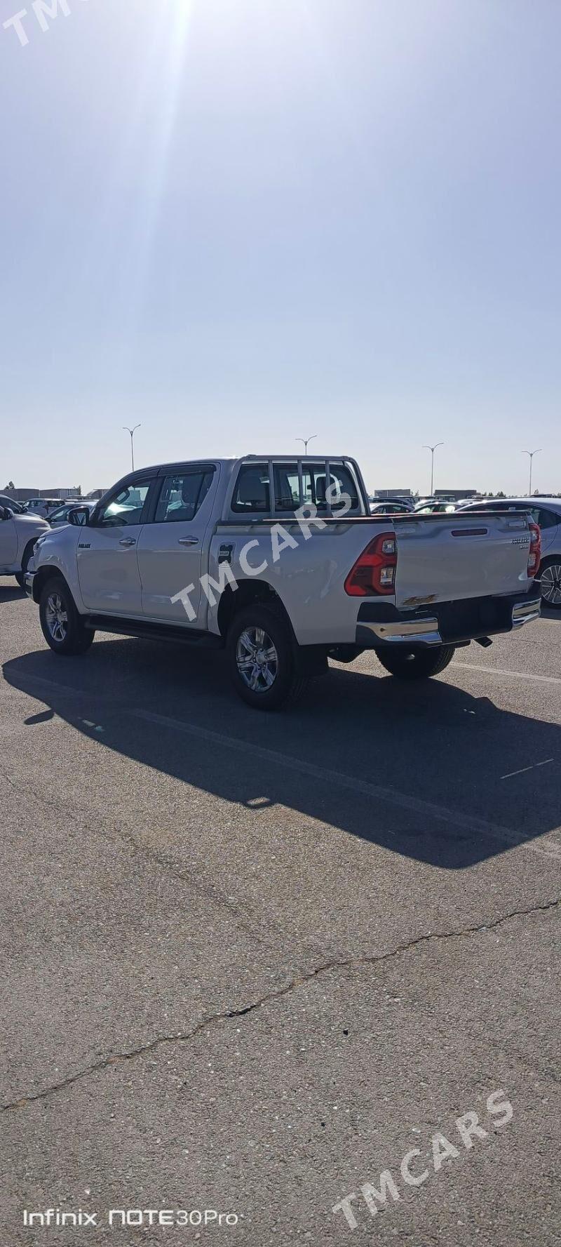 Toyota Hilux 2025 - 686 000 TMT - Ашхабад - img 7