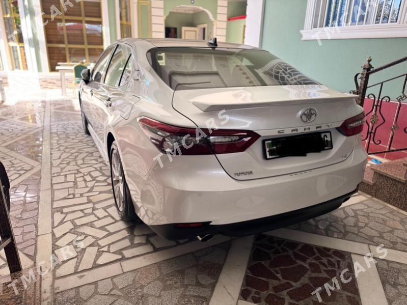 Toyota Camry 2021 - 580 000 TMT - Aşgabat - img 4
