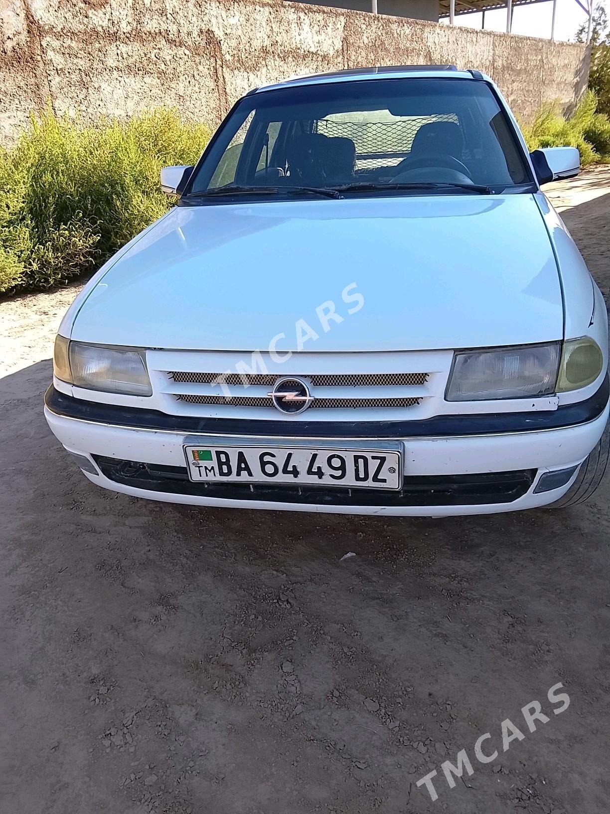 Opel Astra 1993 - 35 000 TMT - Gurbansoltan Eje - img 3