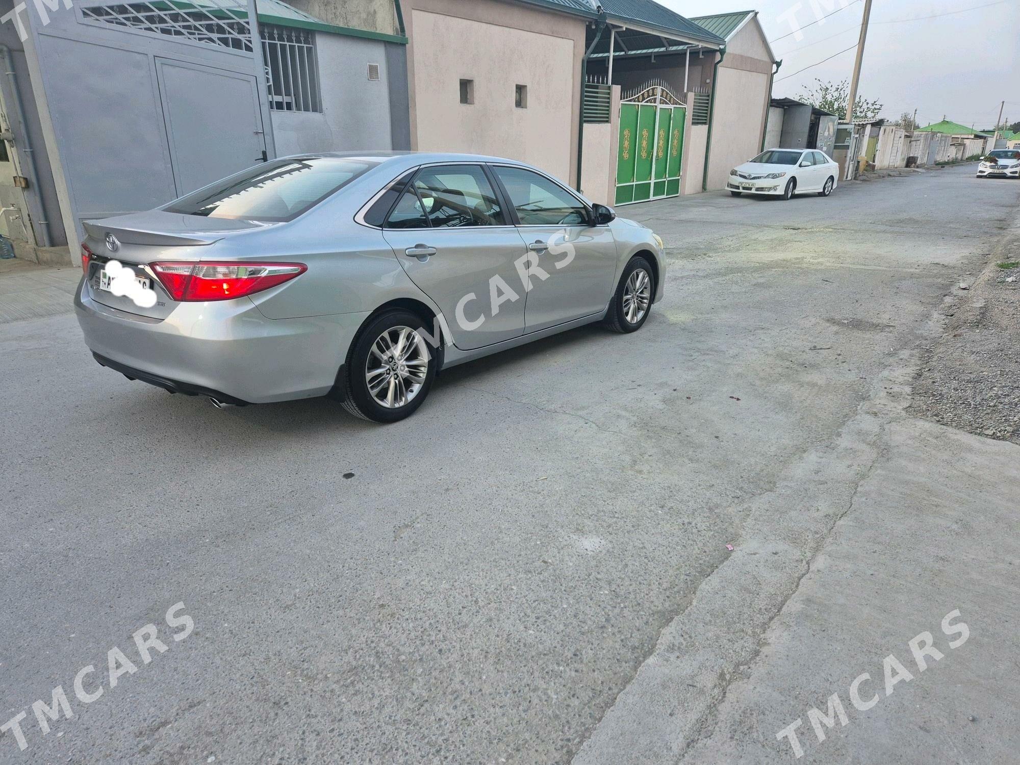 Toyota Camry 2017 - 256 000 TMT - Бузмеин - img 3