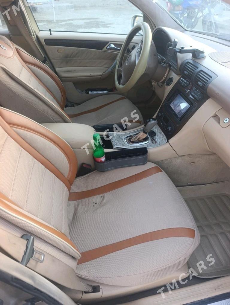 Mercedes-Benz C320 2000 - 75 000 TMT - Bereket - img 2
