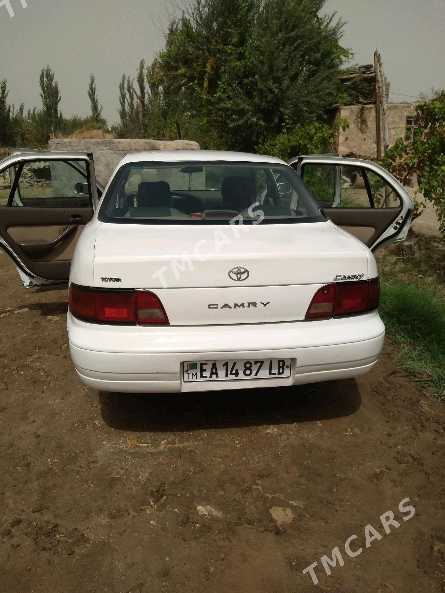 Toyota Camry 1995 - 61 000 TMT - Dostluk - img 6