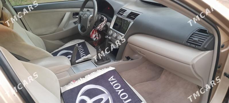 Toyota Camry 2010 - 180 000 TMT - Губадаг - img 3