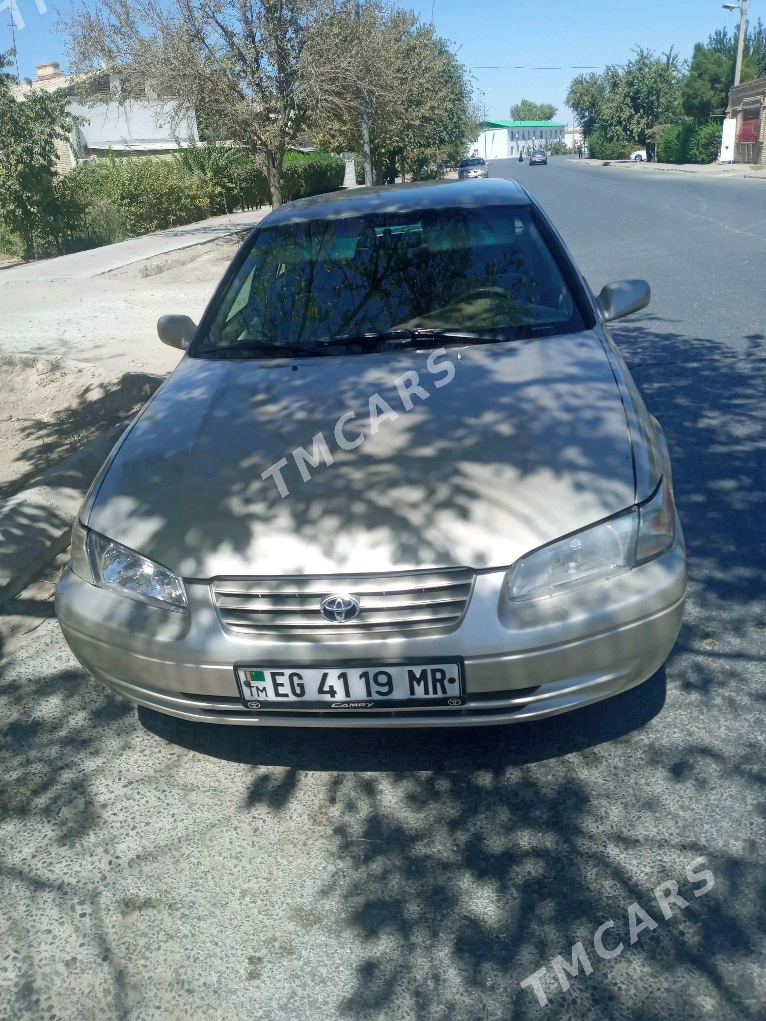 Toyota Camry 1999 - 138 000 TMT - Мары - img 1