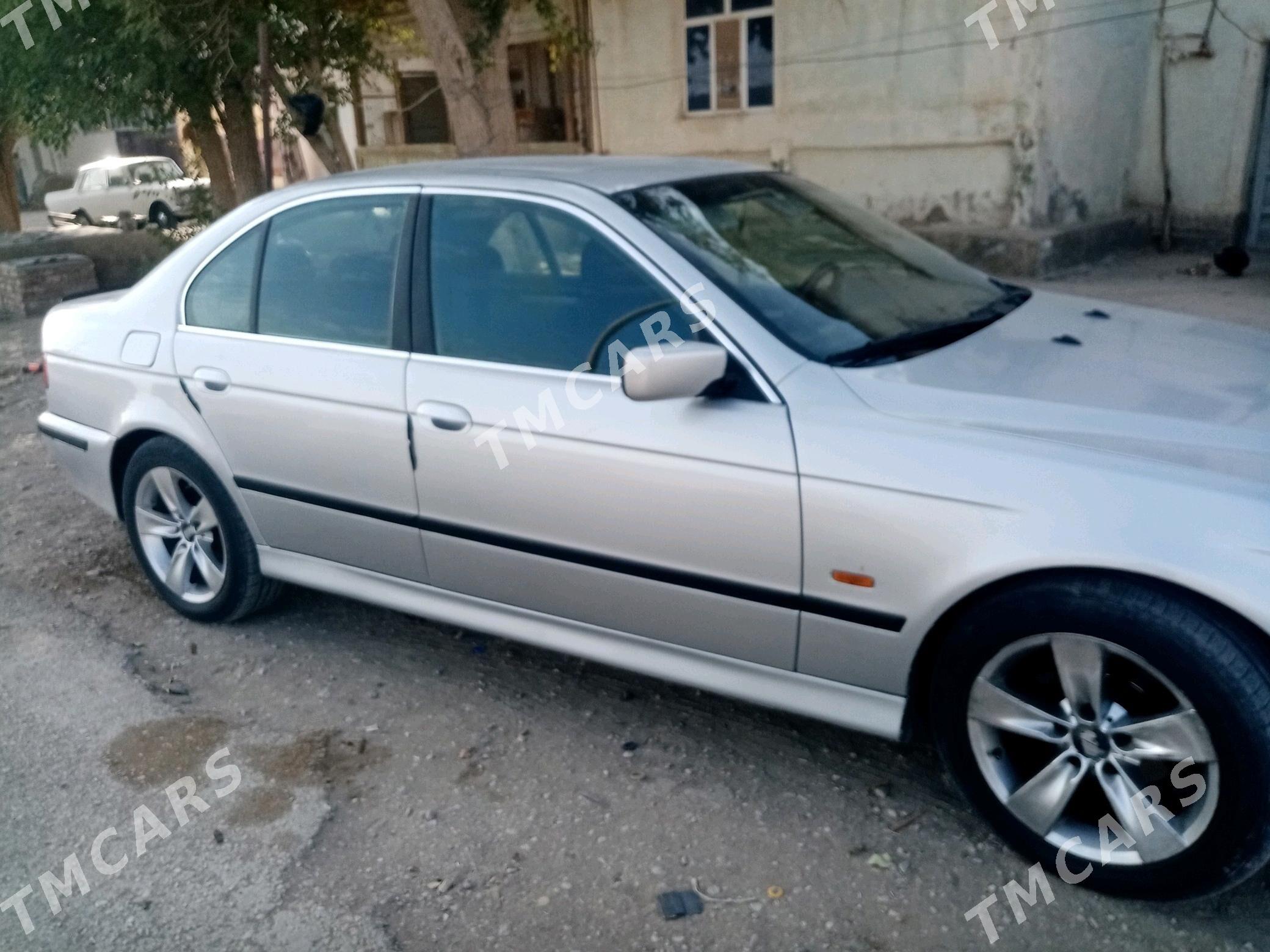 BMW 525 1997 - 90 000 TMT - Балканабат - img 1