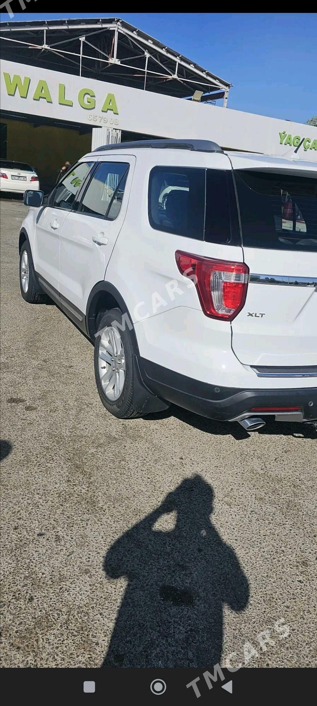 Ford Explorer 2018 - 295 000 TMT - Aşgabat - img 4