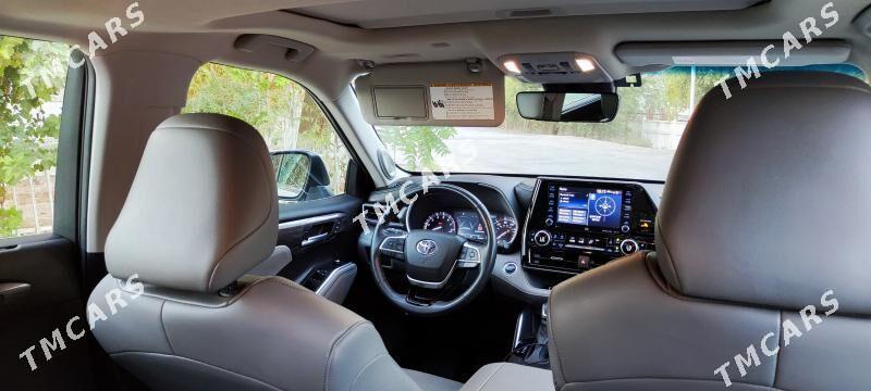 Toyota Highlander 2021 - 610 000 TMT - Байрамали - img 4