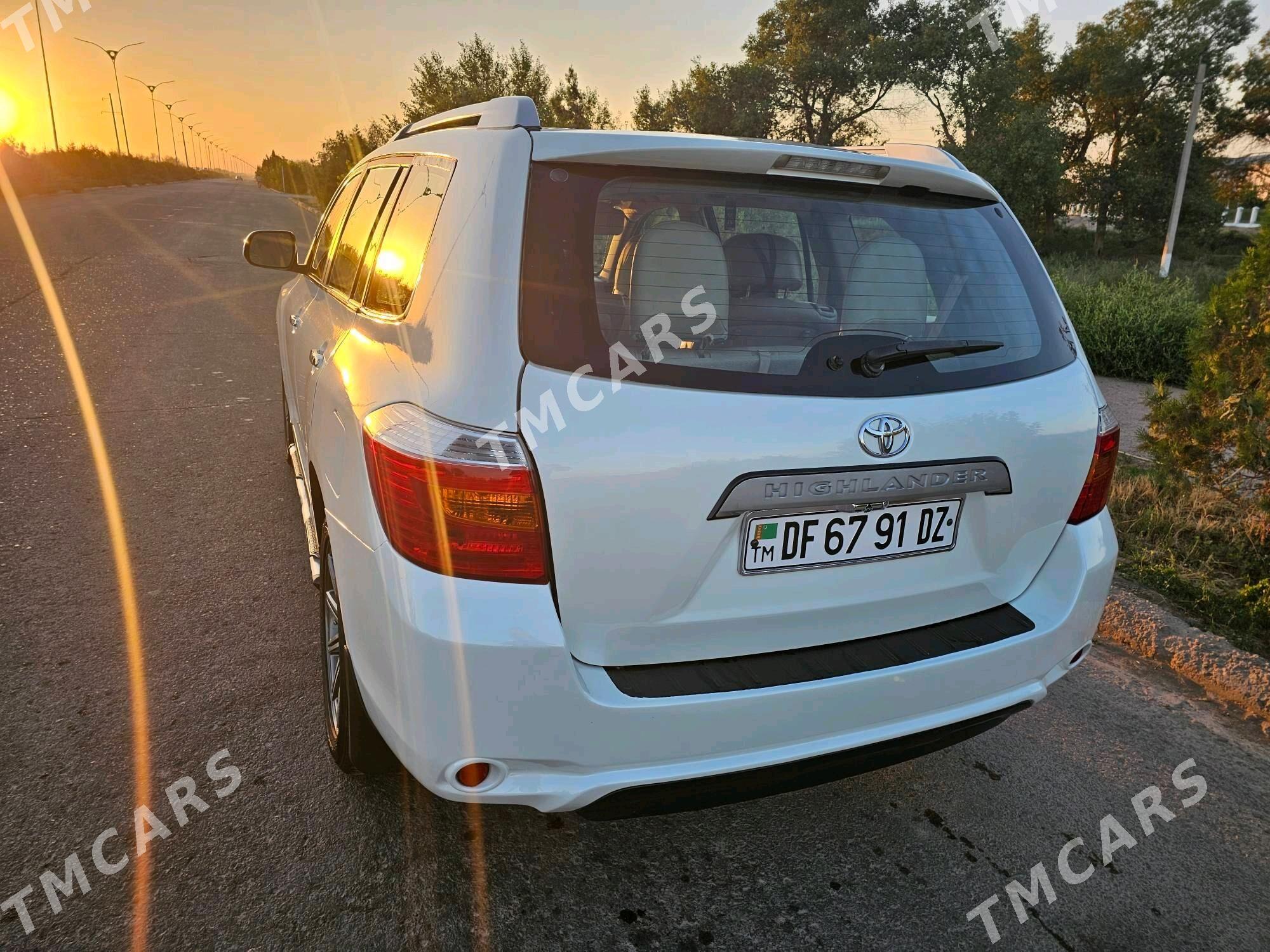 Toyota Highlander 2008 - 275 000 TMT - Кёнеургенч - img 2