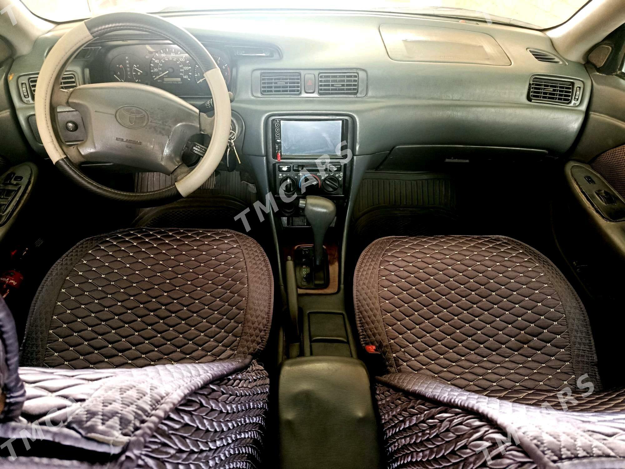 Toyota Camry 1999 - 126 000 TMT - Халач - img 3