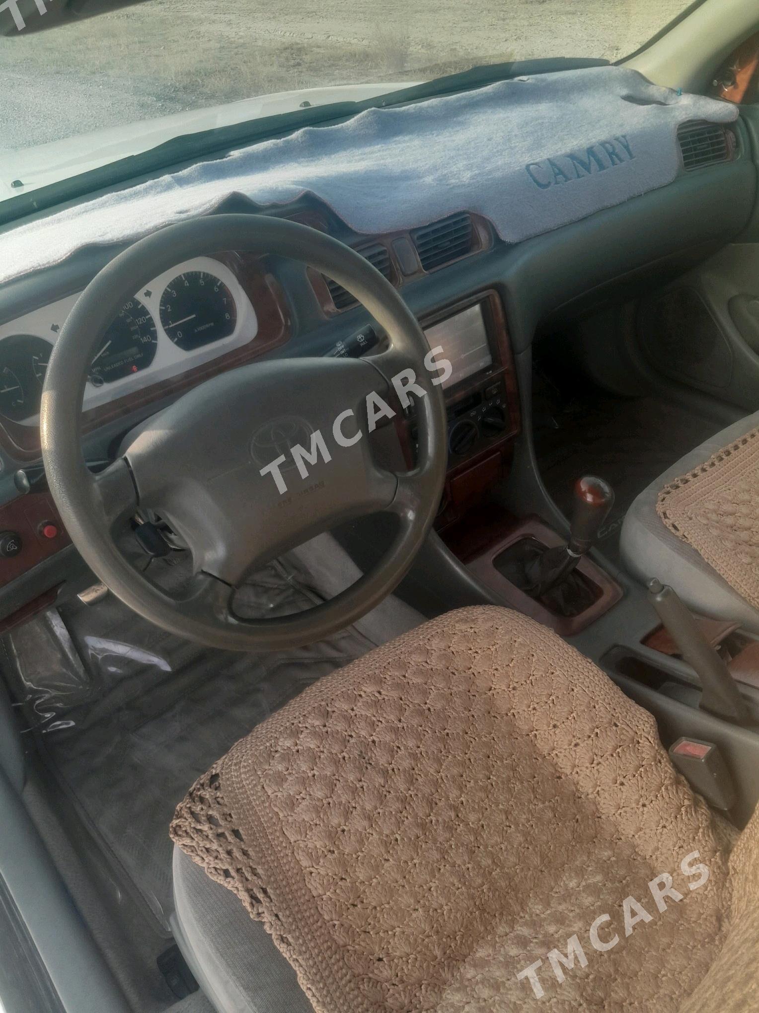 Toyota Camry 1998 - 125 000 TMT - Bäherden - img 2