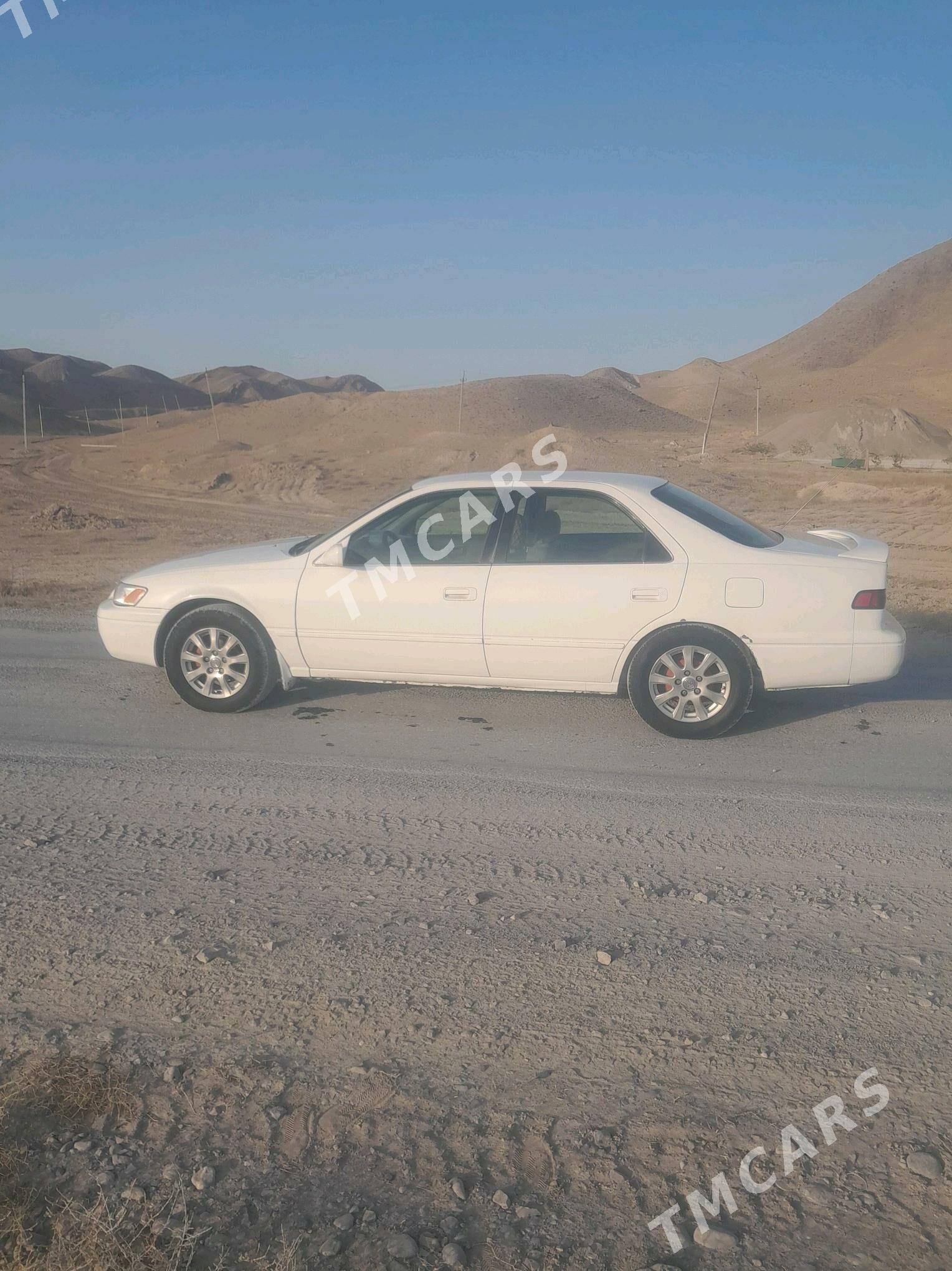Toyota Camry 1998 - 125 000 TMT - Bäherden - img 5