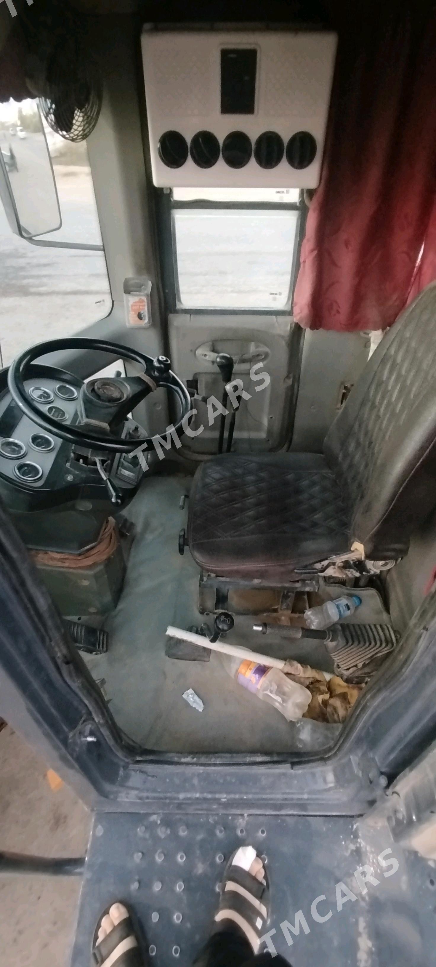 XCMG LW300F 2013 - 420 000 TMT - Саят - img 4