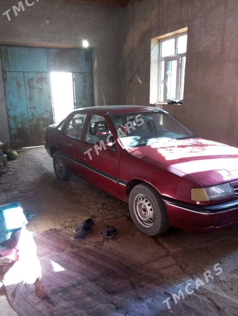 Opel Vectra 1991 - 28 000 TMT - Гурбансолтан Едже - img 5